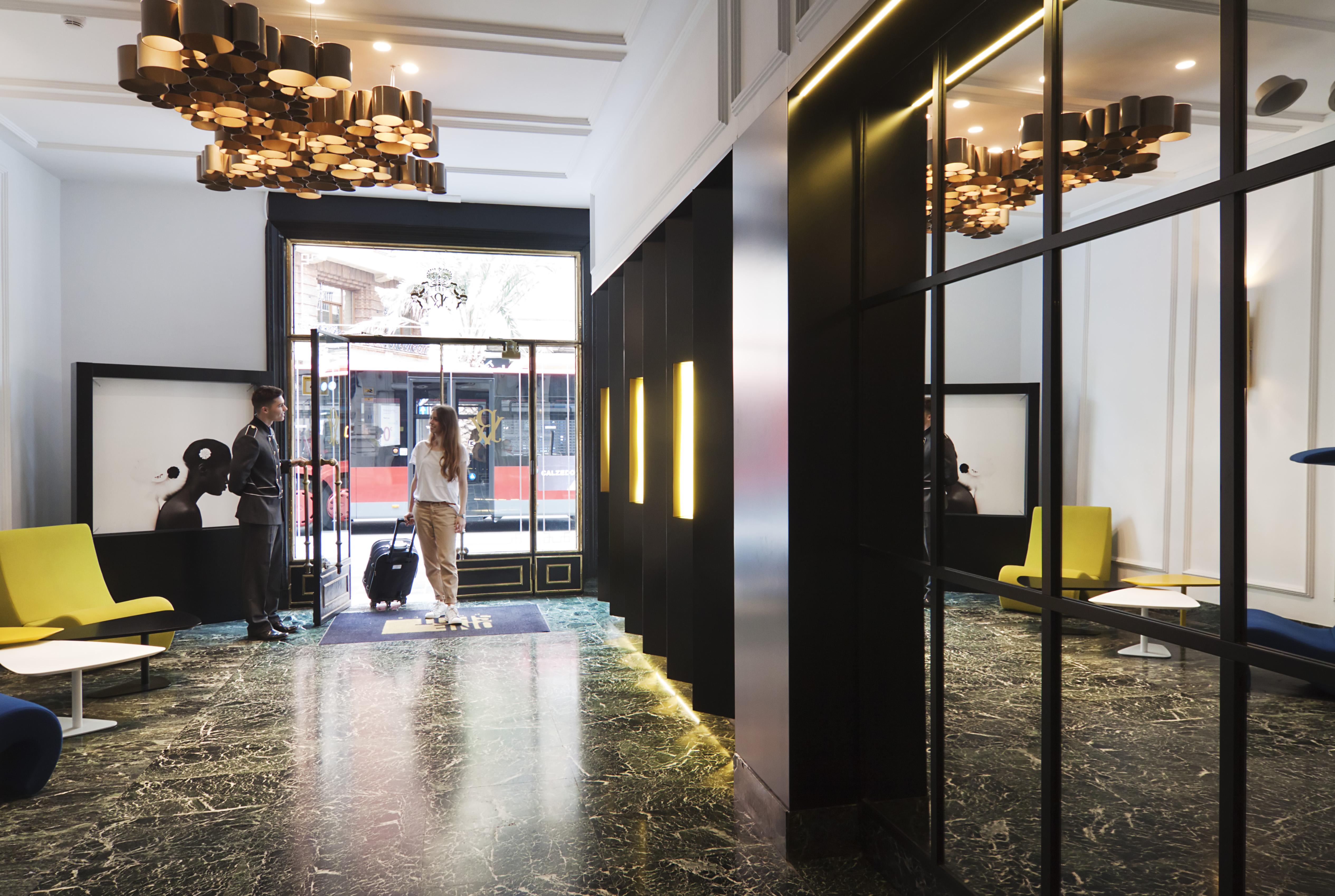 One Shot Reina Victoria Hotel Valencia Exterior photo