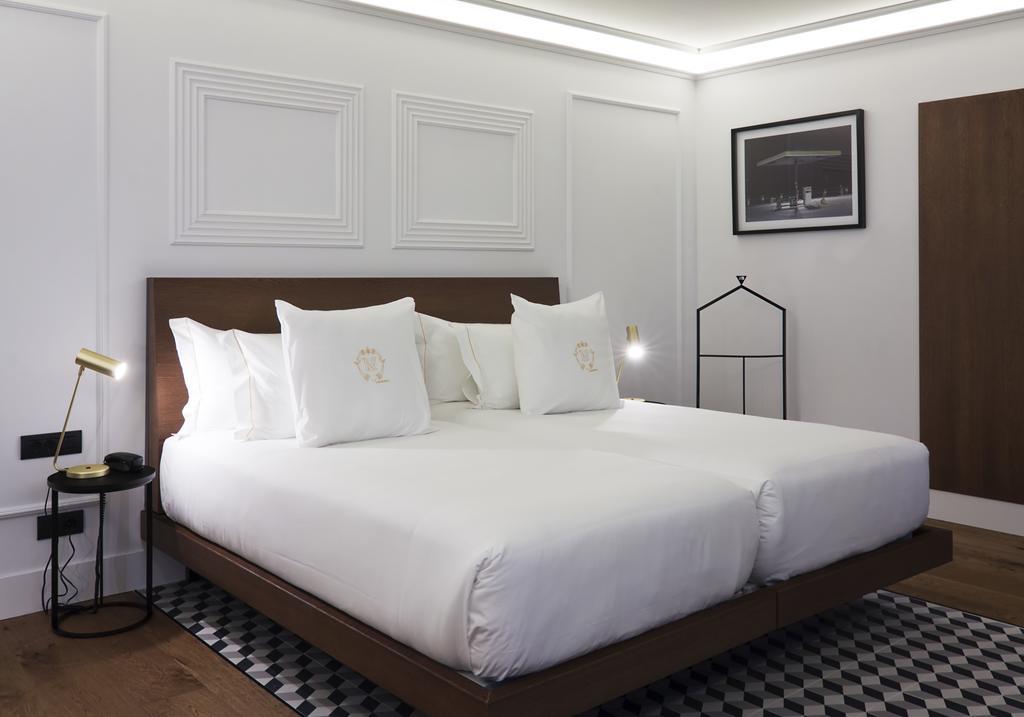 One Shot Reina Victoria Hotel Valencia Exterior photo
