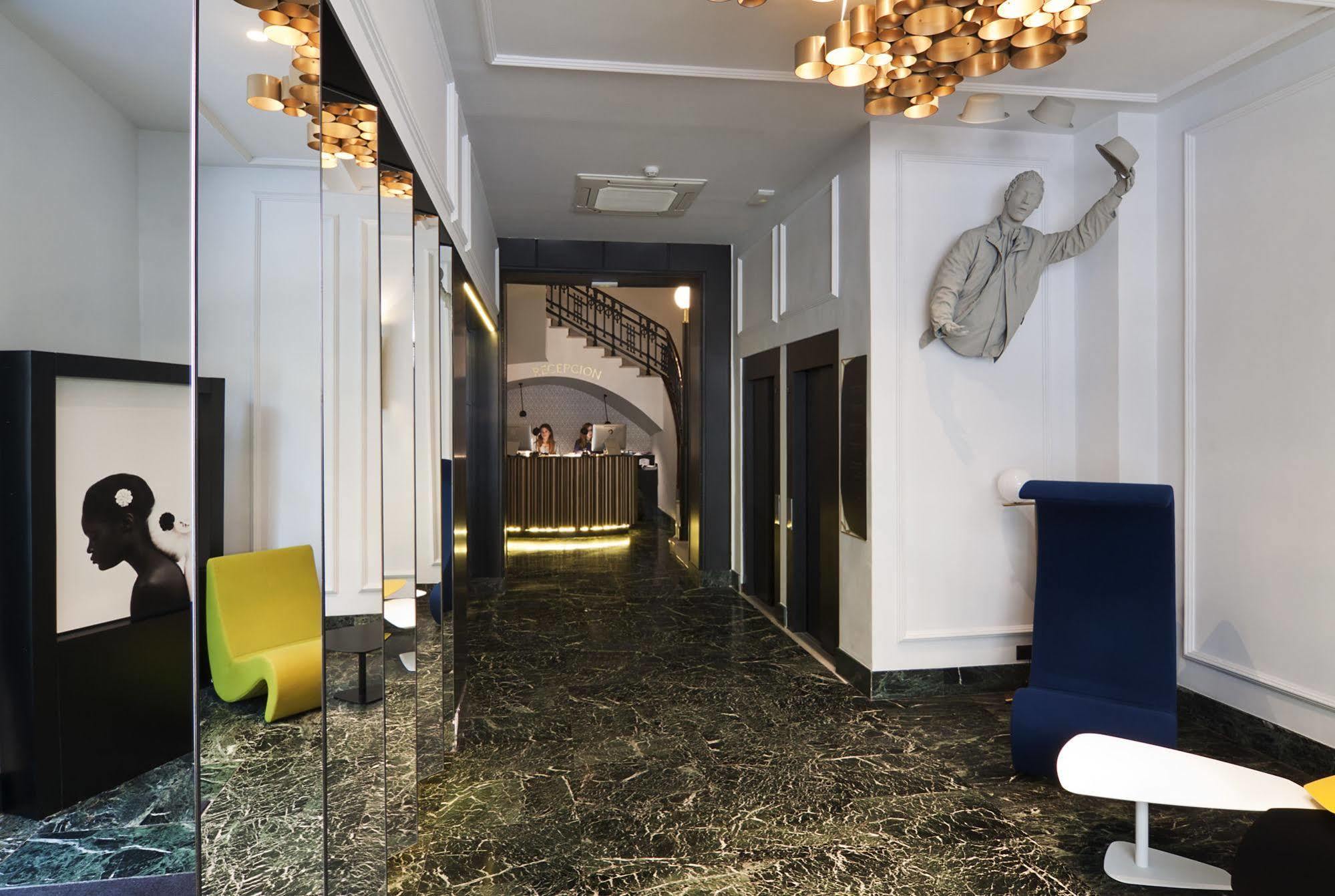 One Shot Reina Victoria Hotel Valencia Exterior photo