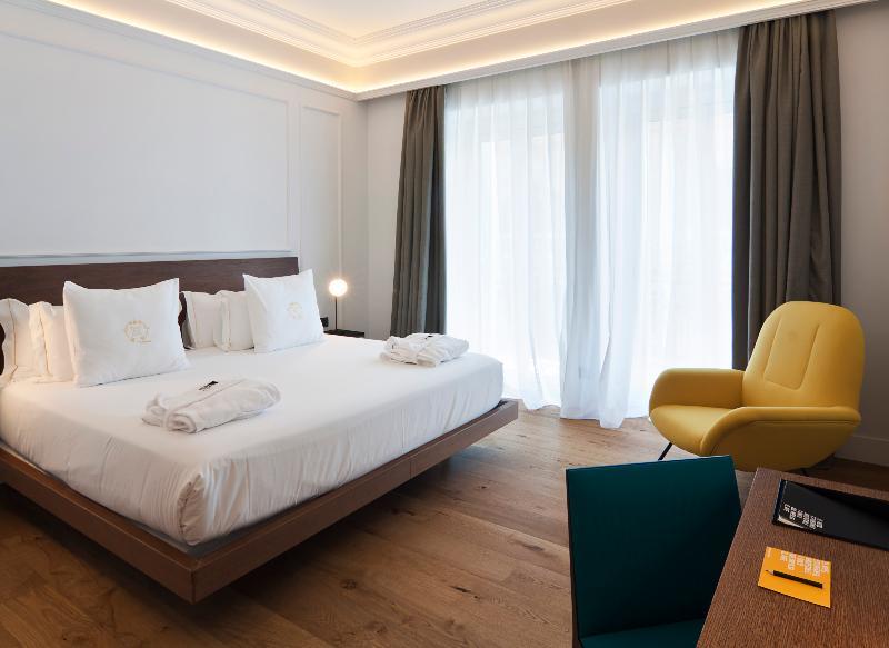 One Shot Reina Victoria Hotel Valencia Exterior photo